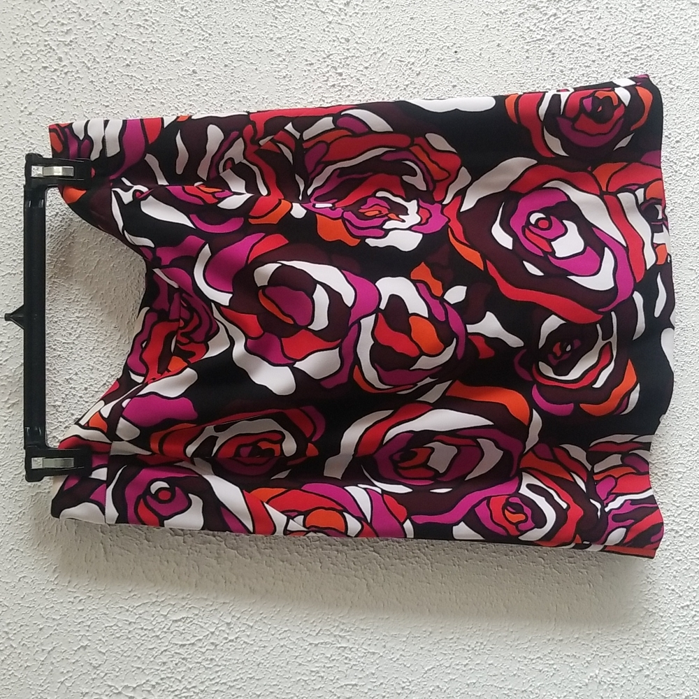 Premise skirt